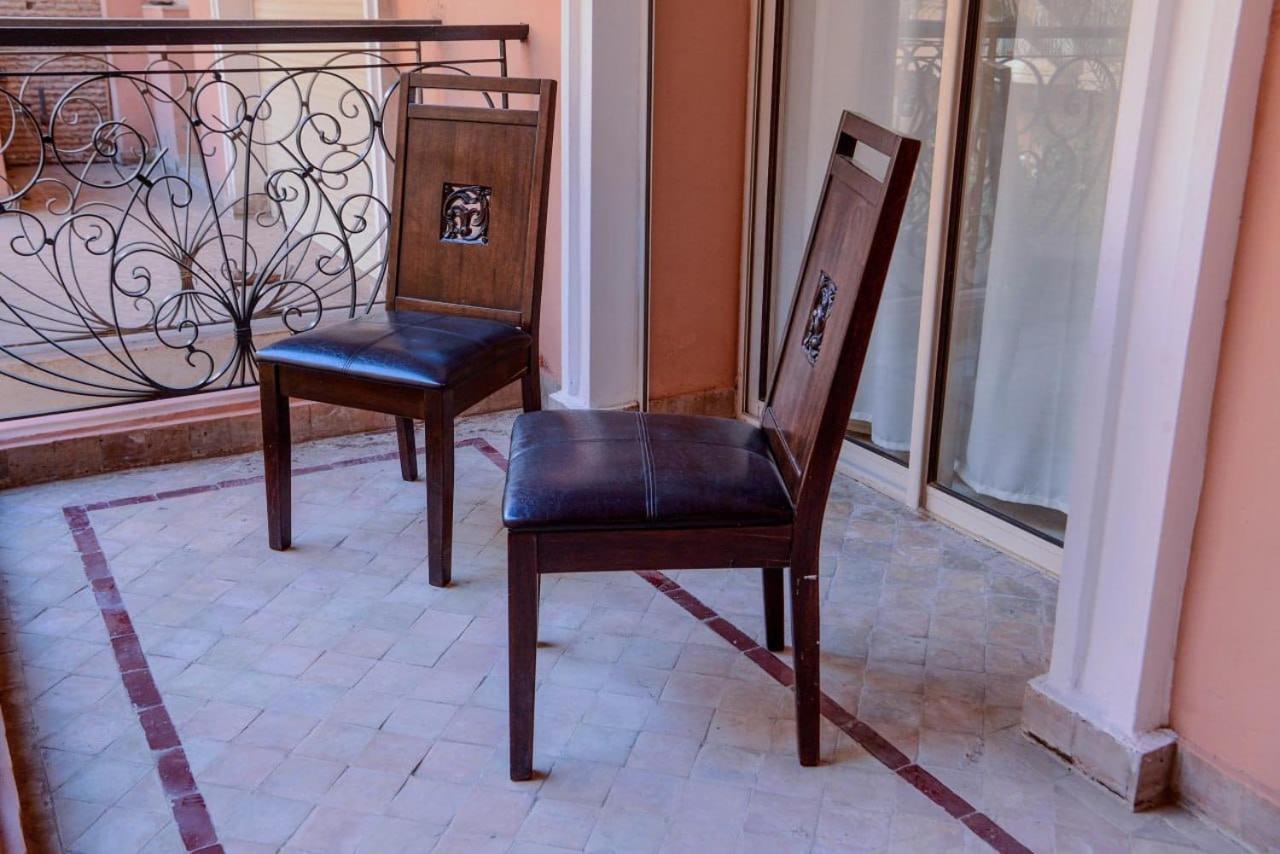 Beautiful, Great Equipped 122 M Holiday Apartment Near Majorelle Garden And Gueliz With Pool Views And A Large Balcony And Terrace Marraquexe Exterior foto