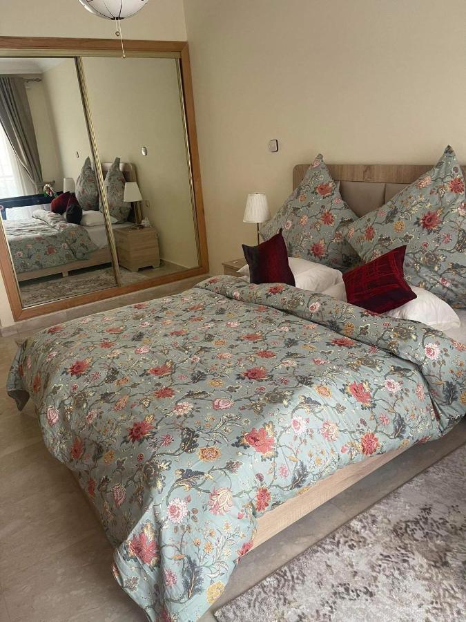 Beautiful, Great Equipped 122 M Holiday Apartment Near Majorelle Garden And Gueliz With Pool Views And A Large Balcony And Terrace Marraquexe Exterior foto