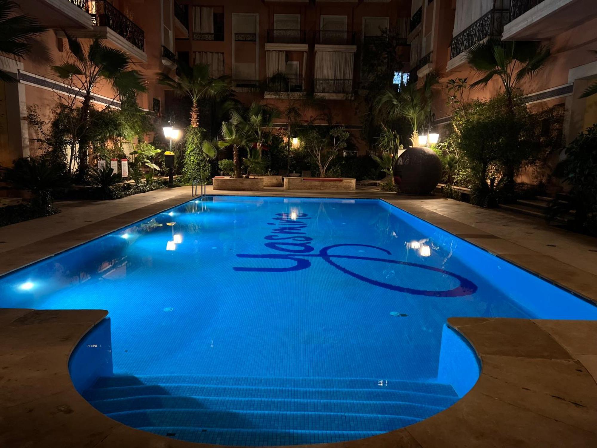Beautiful, Great Equipped 122 M Holiday Apartment Near Majorelle Garden And Gueliz With Pool Views And A Large Balcony And Terrace Marraquexe Exterior foto